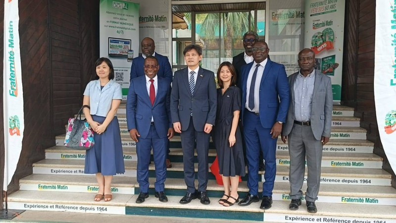 국영언론사 Fraternite Matin 방문